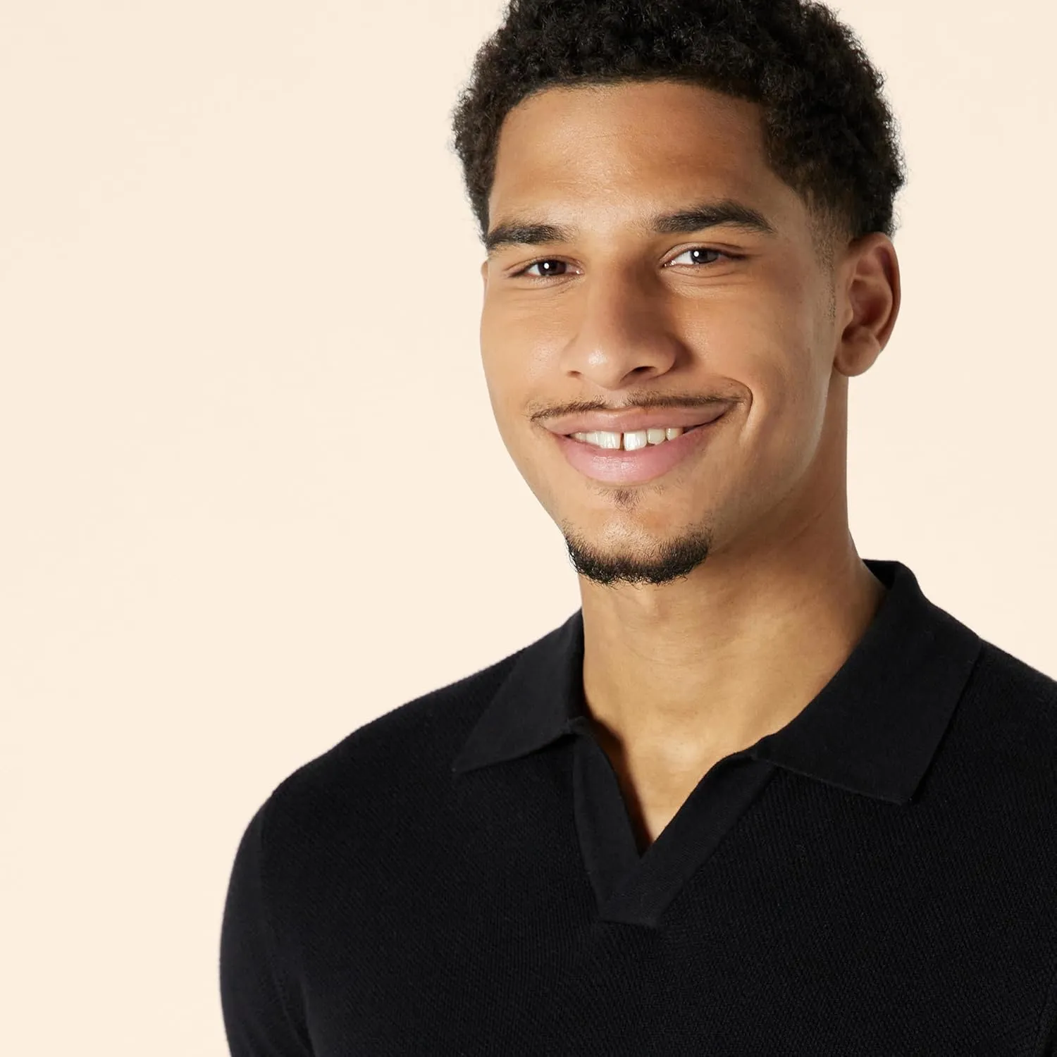 Amazon Essentials Men's Regular-Fit Short-Sleeve Knit Polo Sweater