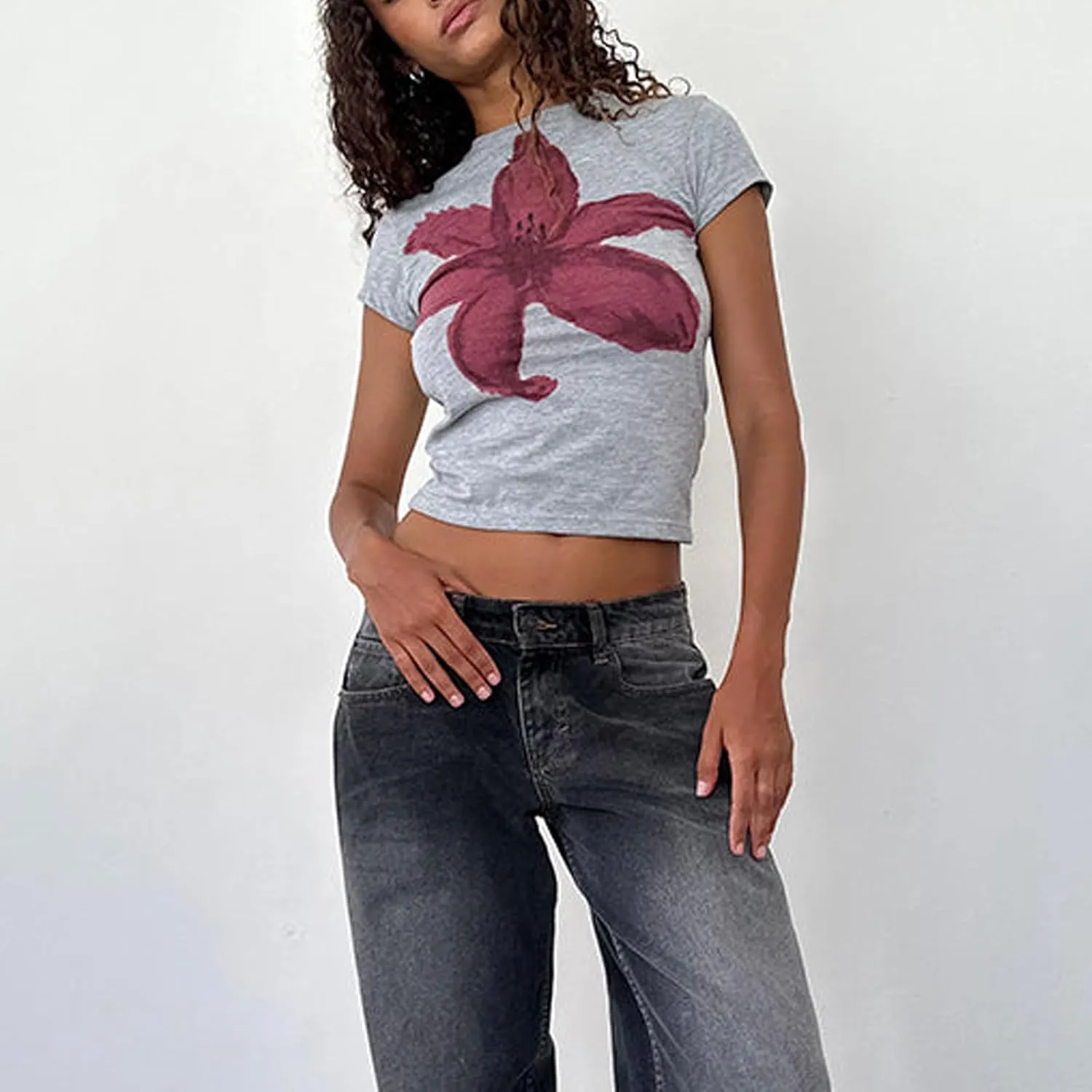 Womens Baby Tees Flower Graphic Print Y2k Tops Flower Aesthetic Slim Fit Crop Top